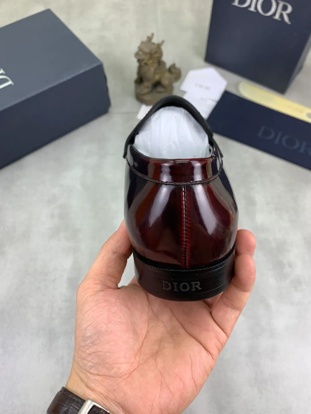 Men's men's shoes 💰P560 new style 💰high version 💎💎💎Dior original version! Top Italian purchasing agent! Men's business casual leather shoes, original imported open-edge beaded calfskin upper, ultimate texture, gentlemanly style, imported water-dyed cowhide inside, top-quality original Italian rubber outsole, first-class workmanship, top quality! Size: 39-44 (45 customized) 4️⃣ colors available